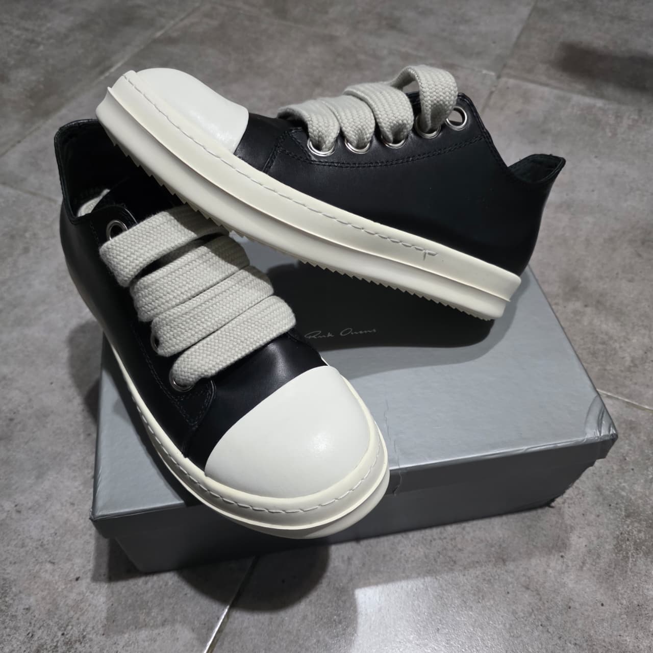 Rick Owens Jumbo Lace
