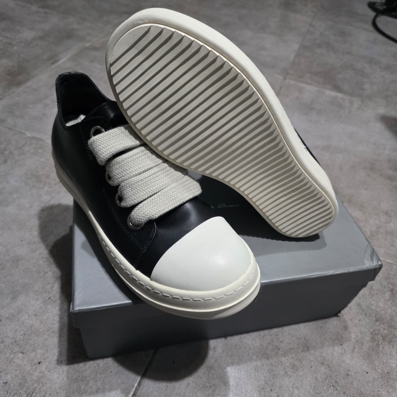 Rick Owens Jumbo Lace